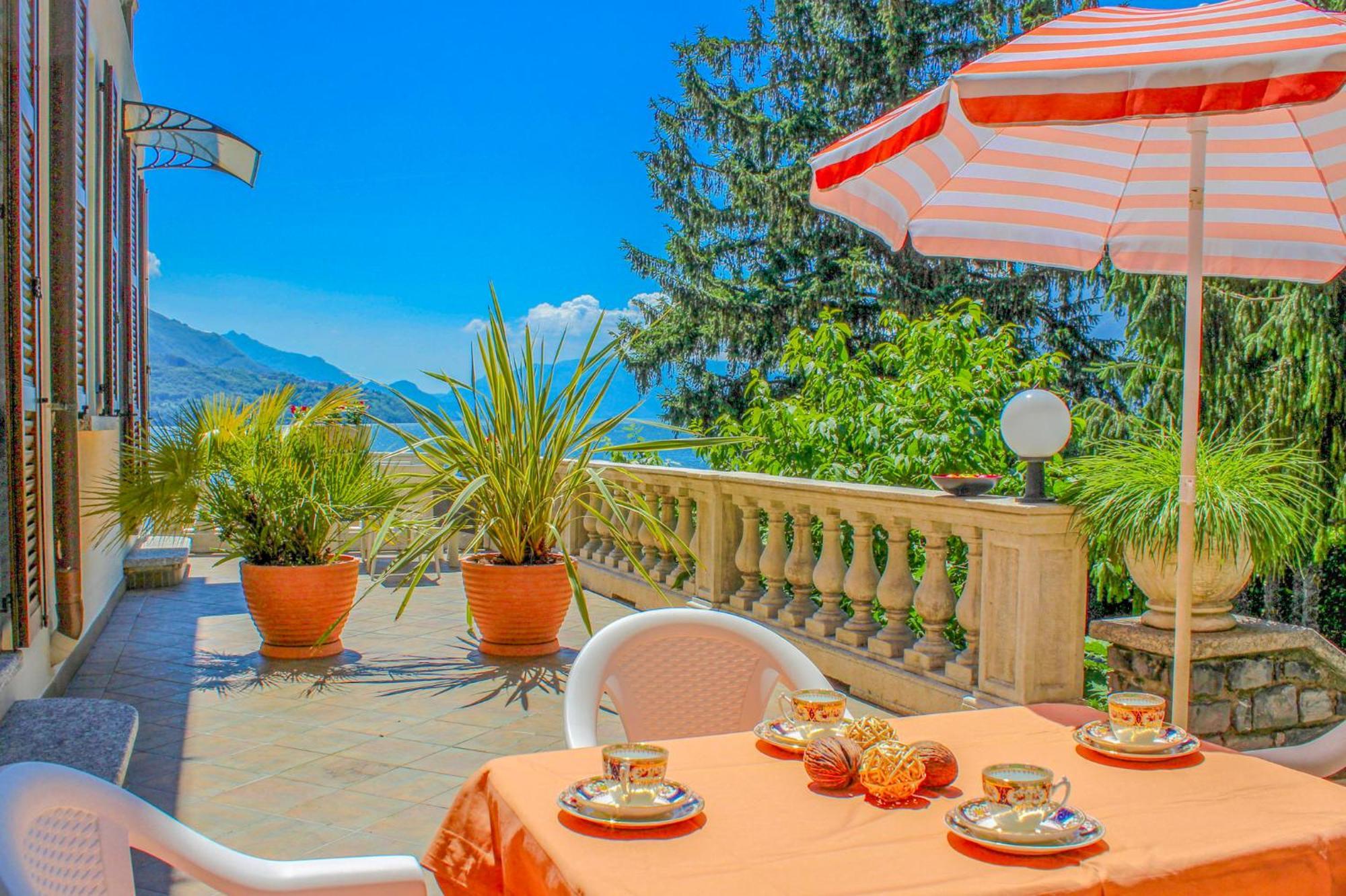 Palazzina Giardinolago Граведона Стая снимка